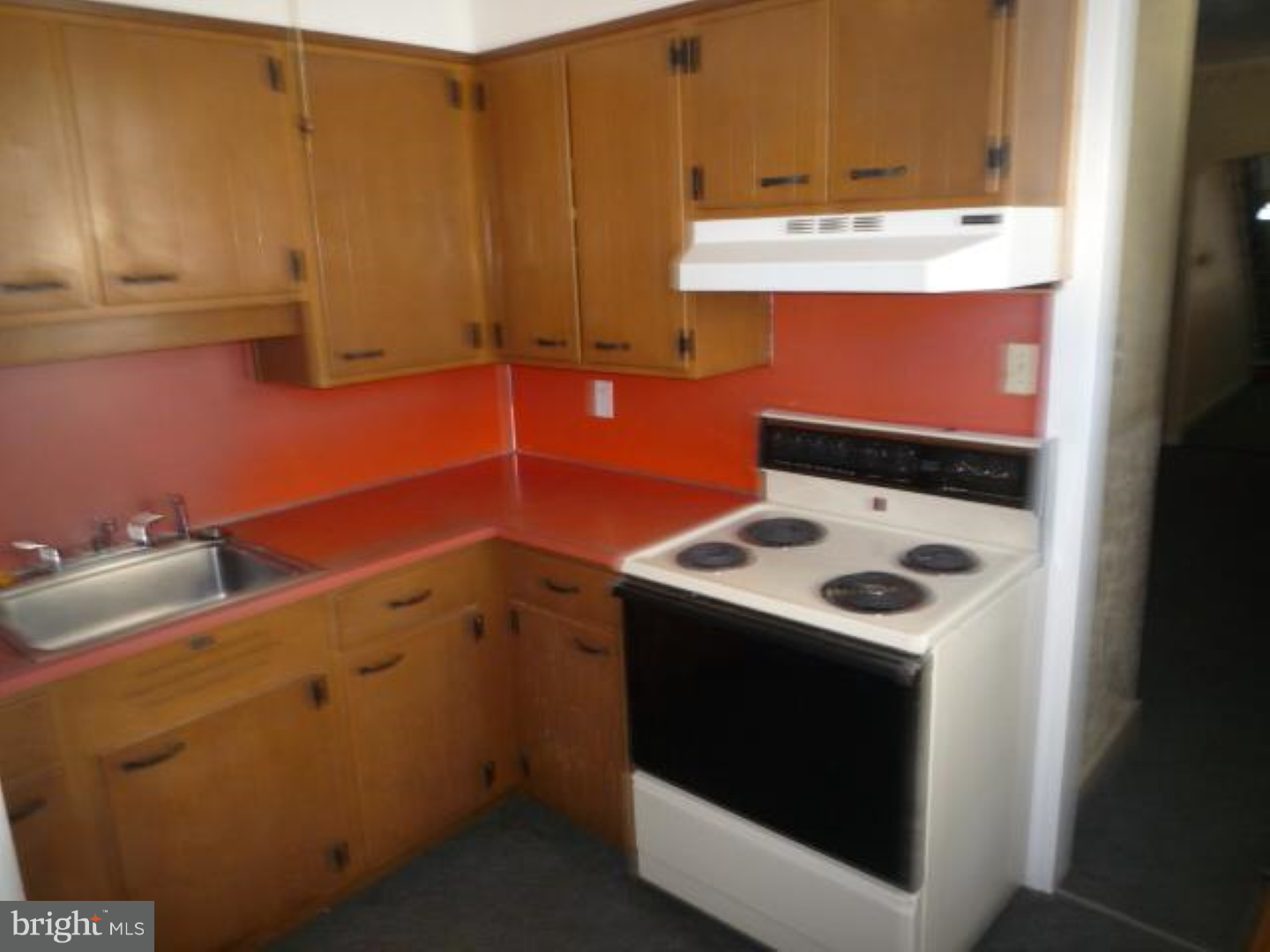1023 Spring Street Reading, PA 19604 - Photo 5 of 18 Gallery Image 5