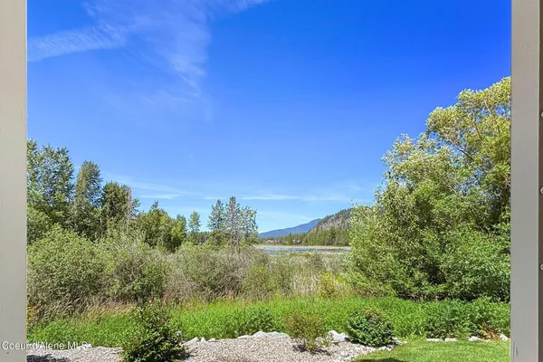 $850,000 | 34 Pomrankey Lane, Dover, ID 83825