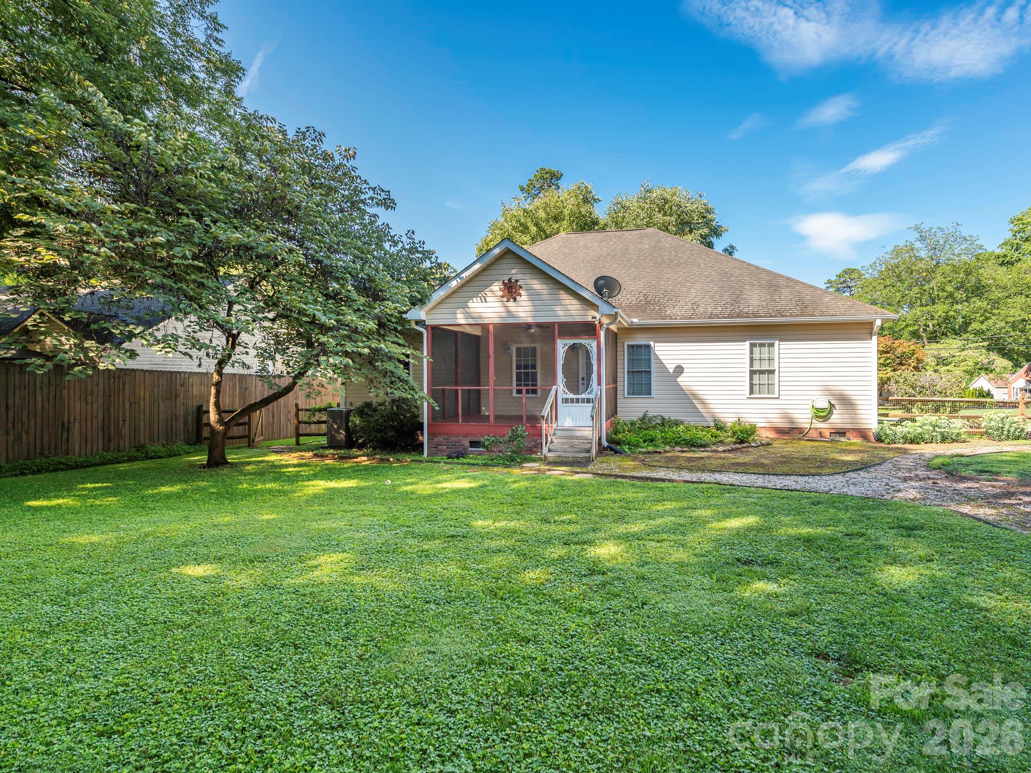 711 Spring Street Southwest Concord, NC 28025 - Photo 5 of 19 Gallery Image 5