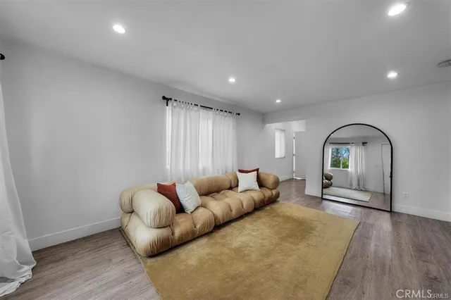 $595,000 | 354 East 111th Street, Los Angeles, CA 90061