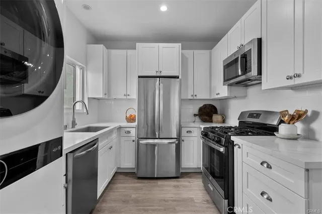 $595,000 | 354 East 111th Street, Los Angeles, CA 90061