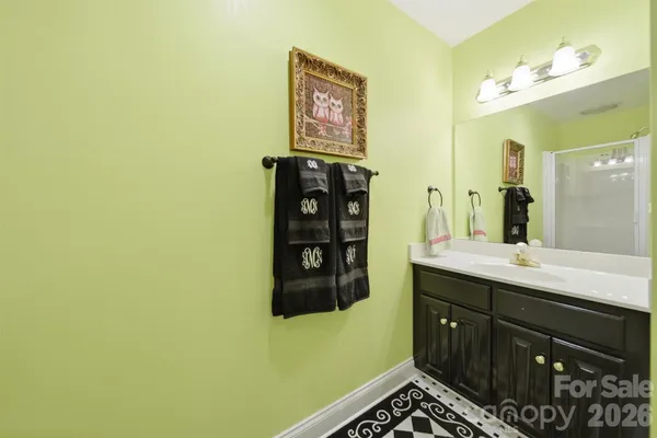 $874,900 | 3704 8th St Place Northwest, Hickory, NC 28601