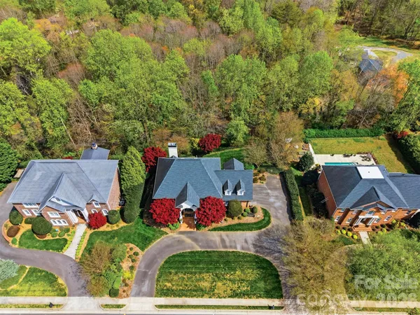 $874,900 | 3704 8th St Place Northwest, Hickory, NC 28601