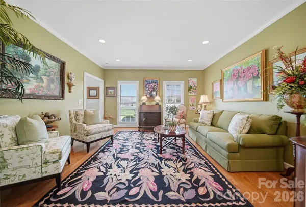 $874,900 | 3704 8th St Place Northwest, Hickory, NC 28601