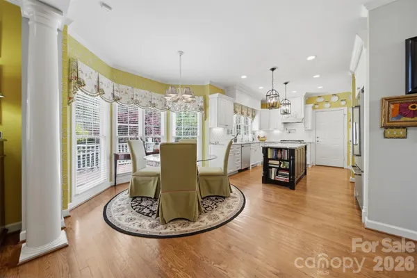 $874,900 | 3704 8th St Place Northwest, Hickory, NC 28601