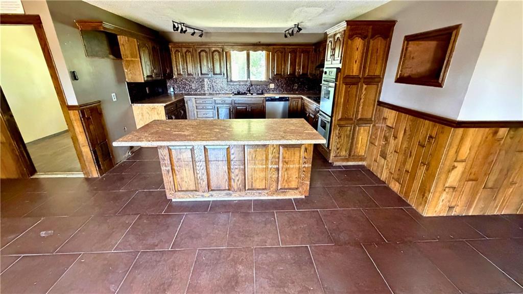 2333 Northeast County Road Butler, MO 64730 - Photo 20 of 44 Gallery Image 20