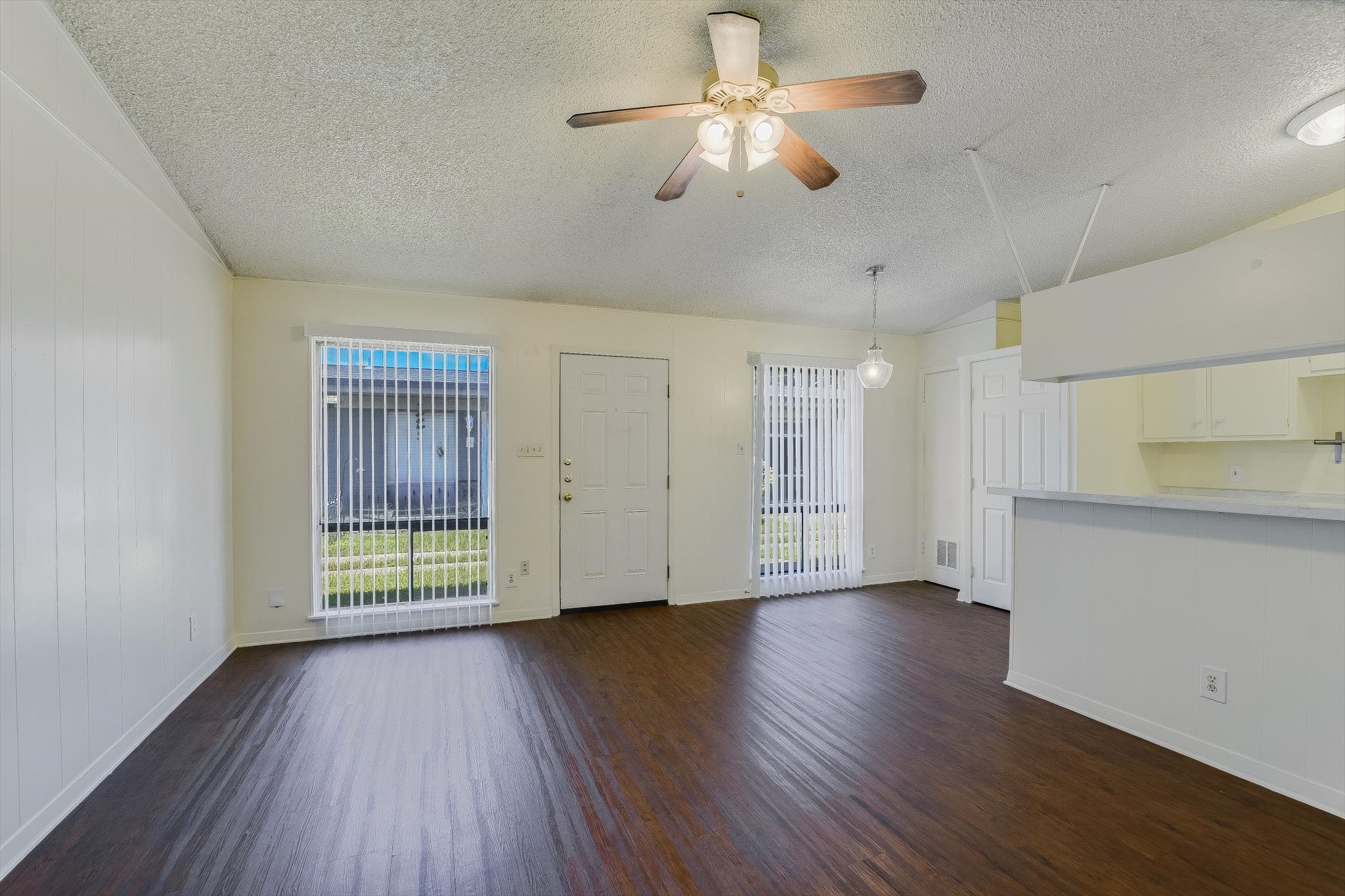 612 West 51st Street, Unit 103 Austin, TX 78751 - Photo 4 of 10