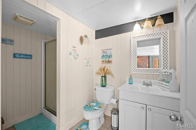 $799,999 | 517 East Waters Edge Drive, Shiloh, IL 62221