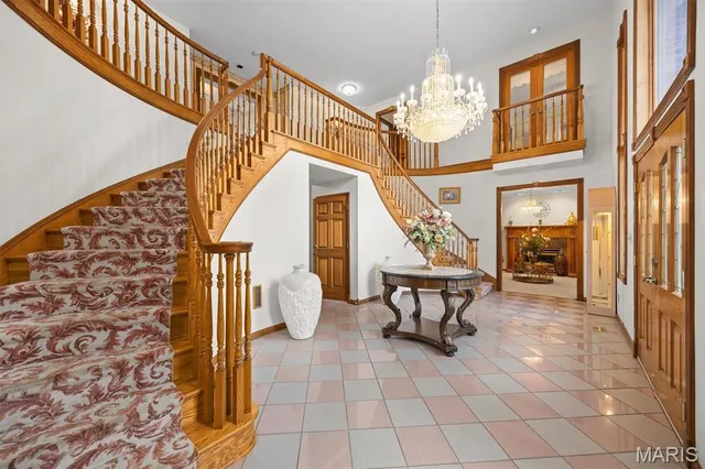 $799,999 | 517 East Waters Edge Drive, Shiloh, IL 62221