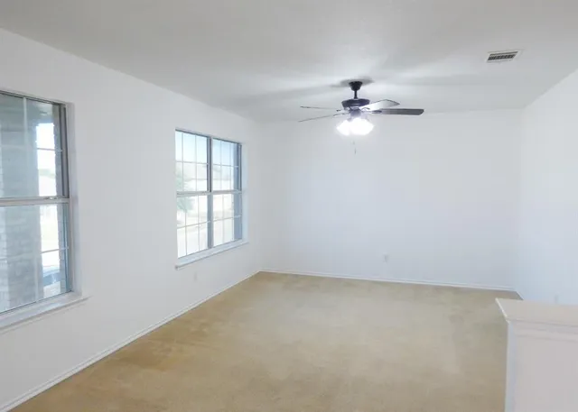 $421,500 | 8452 Hawkview Drive, Fort Worth, TX 76179