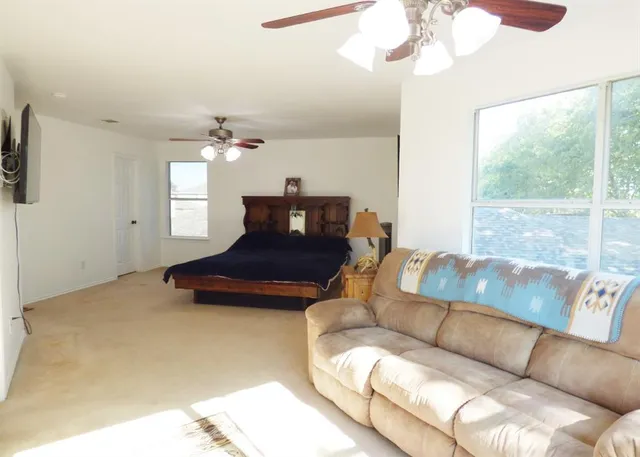 $421,500 | 8452 Hawkview Drive, Fort Worth, TX 76179