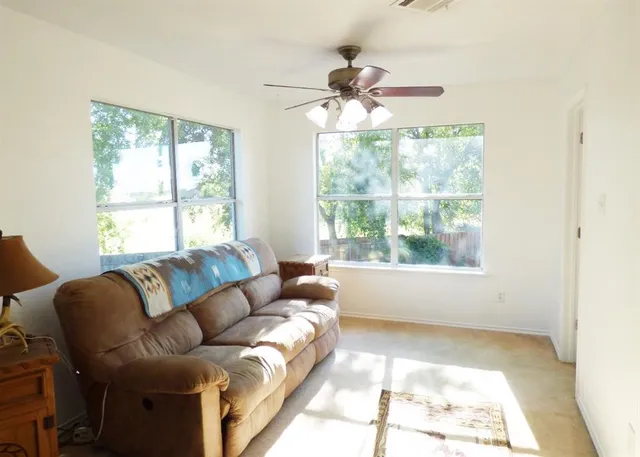 $421,500 | 8452 Hawkview Drive, Fort Worth, TX 76179