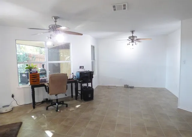 $421,500 | 8452 Hawkview Drive, Fort Worth, TX 76179