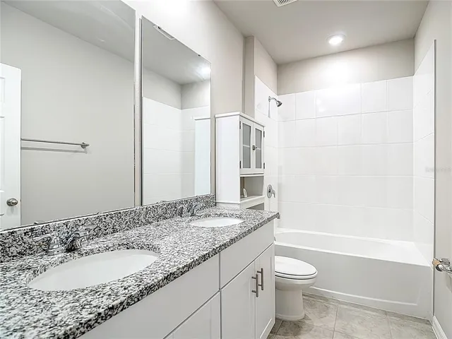 $2,000 | 928 Cambridge Square, Winter Haven, FL 33881