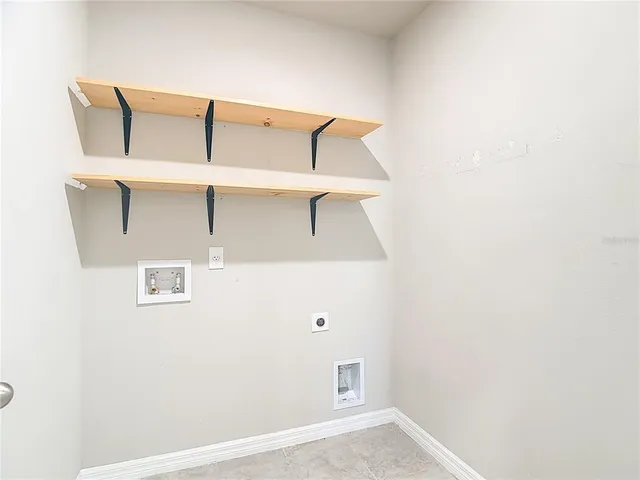 $2,000 | 928 Cambridge Square, Winter Haven, FL 33881