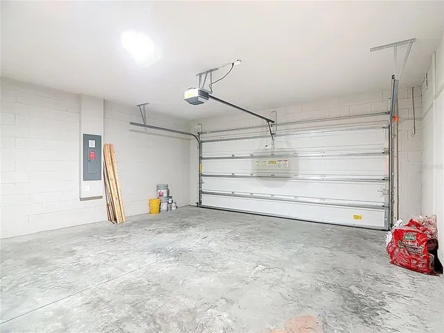 $2,000 | 928 Cambridge Square, Winter Haven, FL 33881