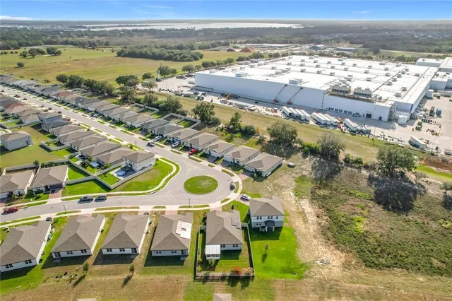 $2,000 | 928 Cambridge Square, Winter Haven, FL 33881