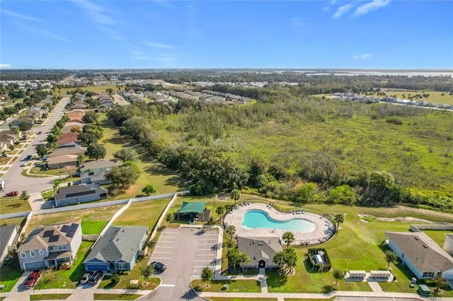 $2,000 | 928 Cambridge Square, Winter Haven, FL 33881