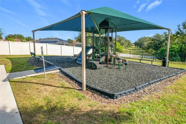 $2,000 | 928 Cambridge Square, Winter Haven, FL 33881