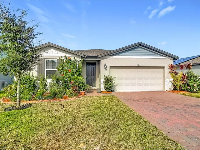 $2,000 | 928 Cambridge Square, Winter Haven, FL 33881