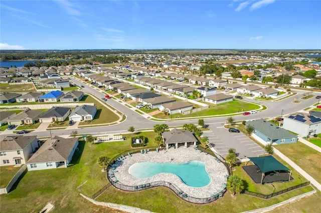 $2,000 | 928 Cambridge Square, Winter Haven, FL 33881