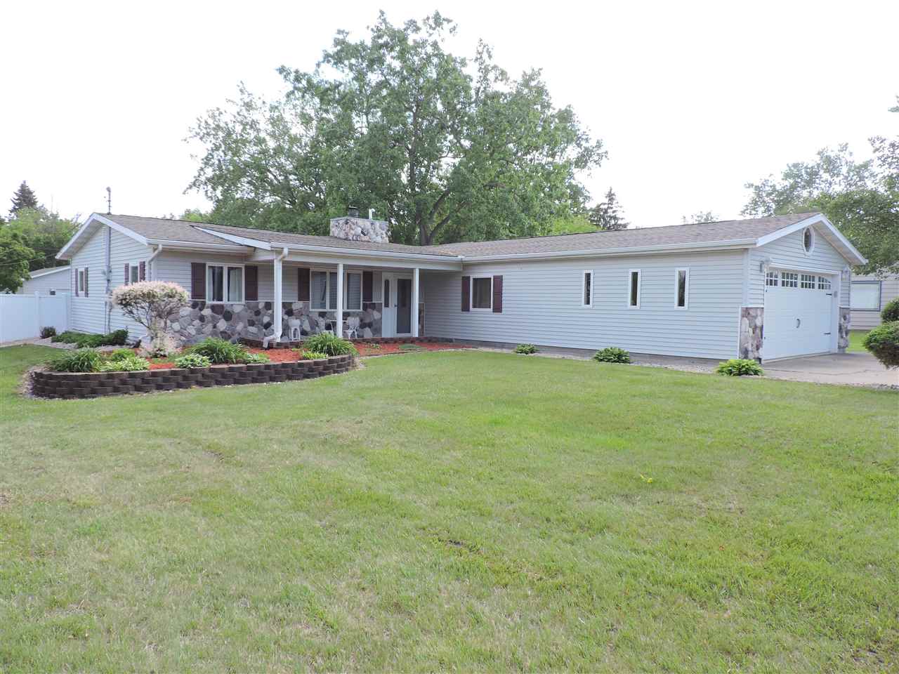 1466 East Parish Road Kawkawlin, MI 48631 - Photo 1 of 53