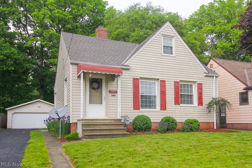 3302 Hearthstone Road Cleveland, OH 44134 - Photo 7 of 26 Gallery Image 7