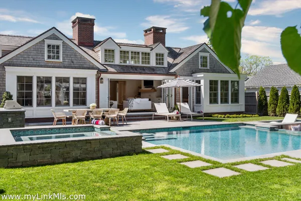 a outdoor view with a sitting space