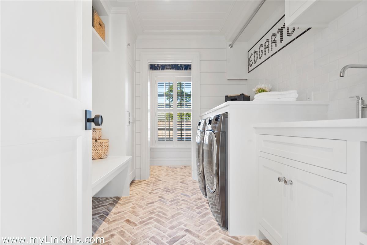 43 Peases Point Way South Edgartown, MA 02539 - Photo 26 of 52