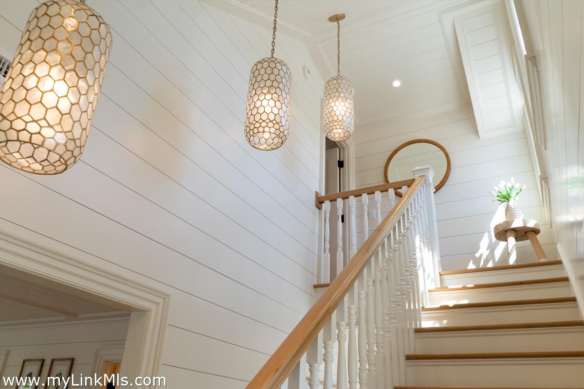 43 Peases Point Way South Edgartown, MA 02539 - Photo 32 of 52 a view of entryway