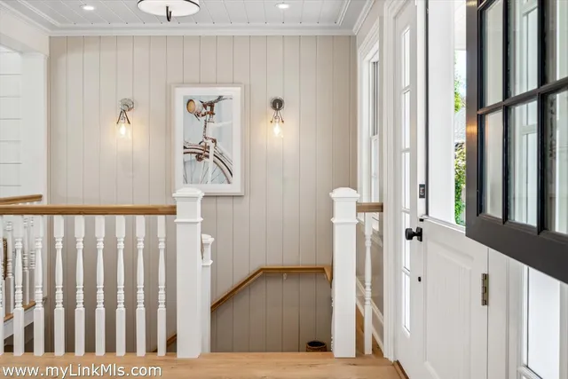 $9,499,000 | 43 Peases Point Way South, Edgartown, MA 02539