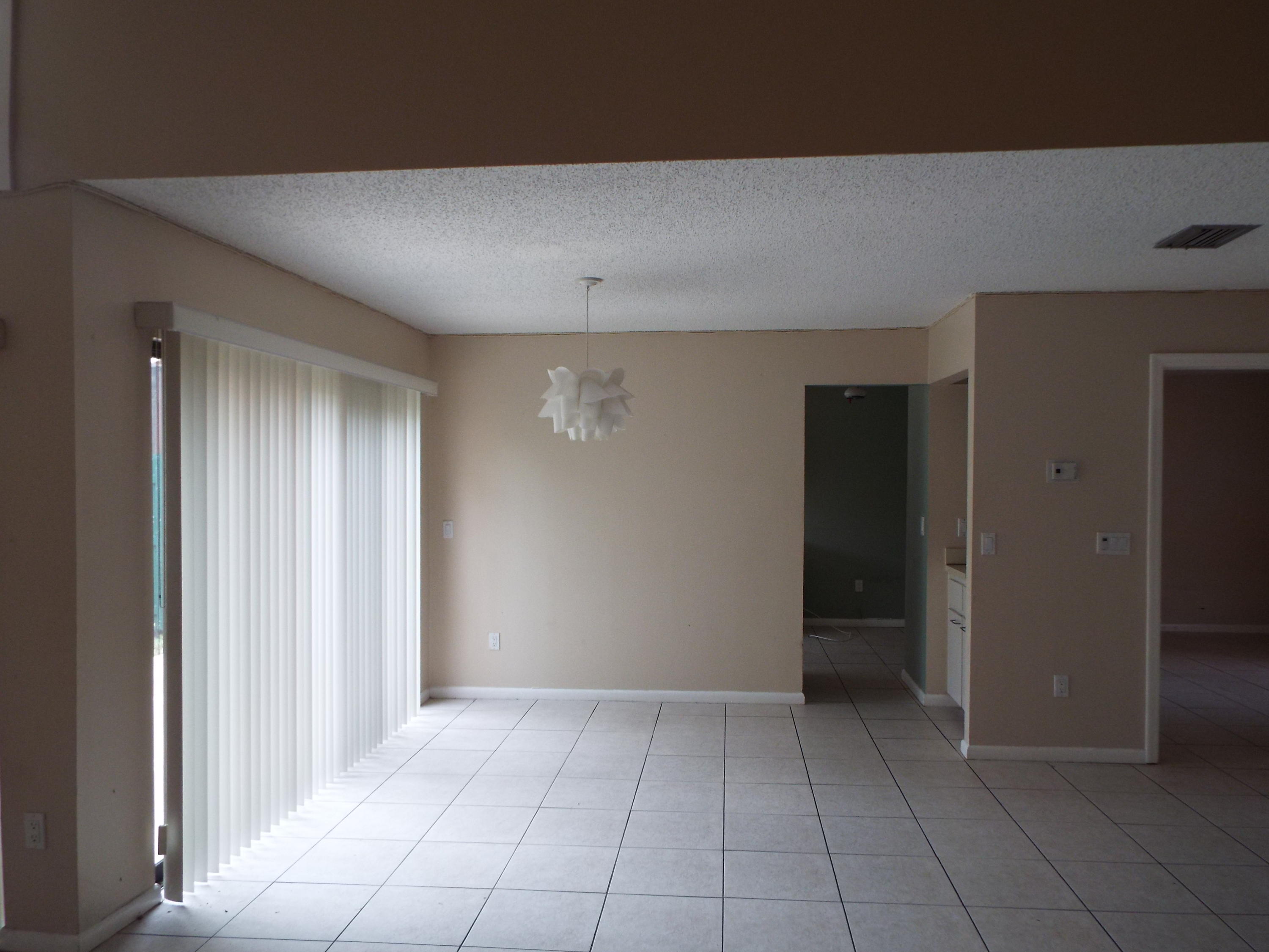 20876 Vía Madeira Boca Raton, FL 33433 - Photo 5 of 12 DSCF0764