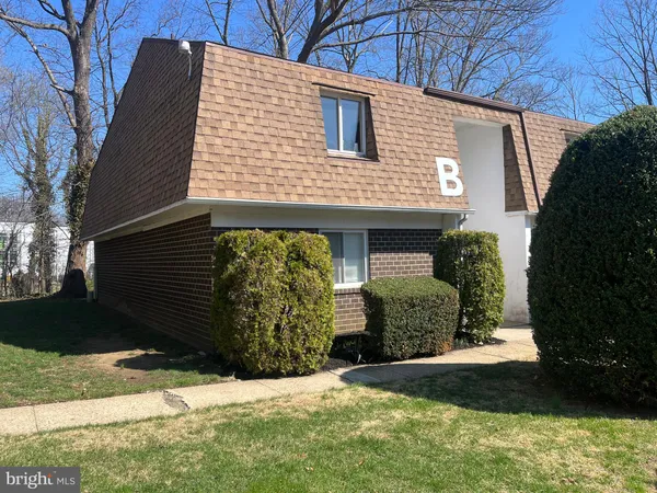 $175,000 | 411 Stiles Avenue, Unit B1, Maple Shade, NJ 08052