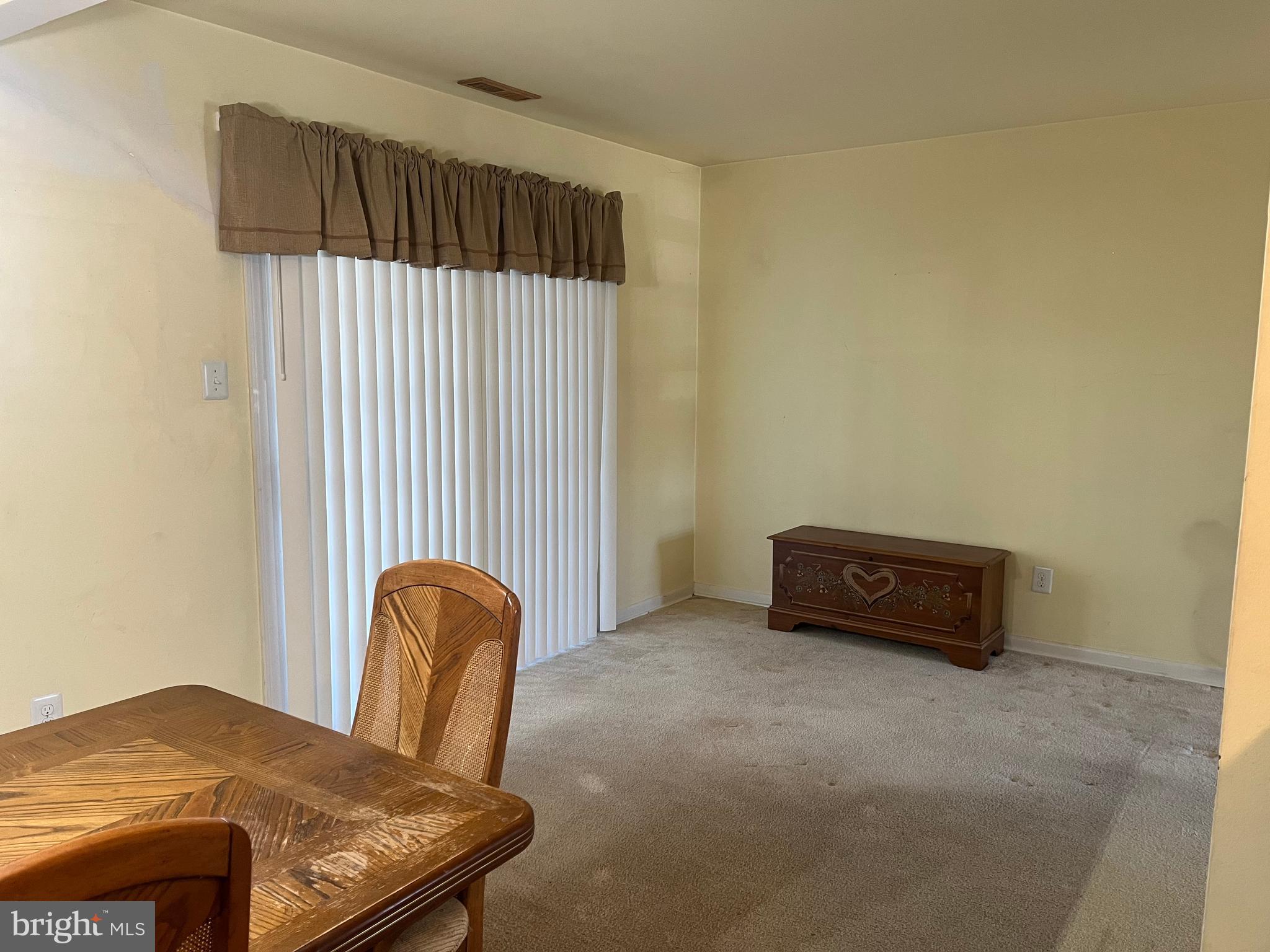 411 Stiles Avenue, Unit B1 Maple Shade, NJ 08052 - Photo 9 of 19 Living Room