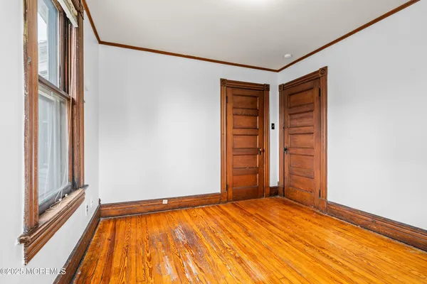 $3,300 | 50 Peters Place, Red Bank, NJ 07701