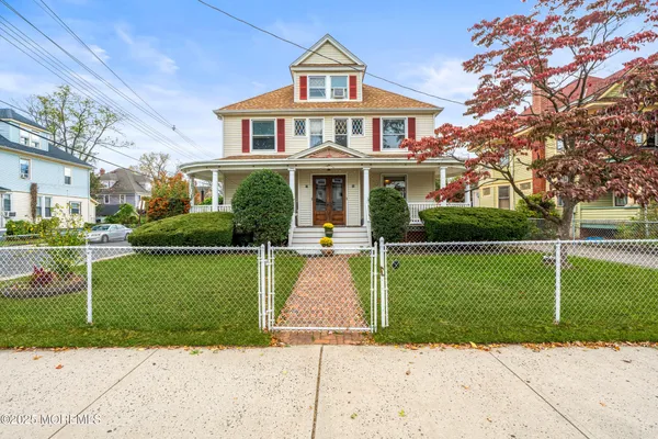 $3,300 | 50 Peters Place, Red Bank, NJ 07701