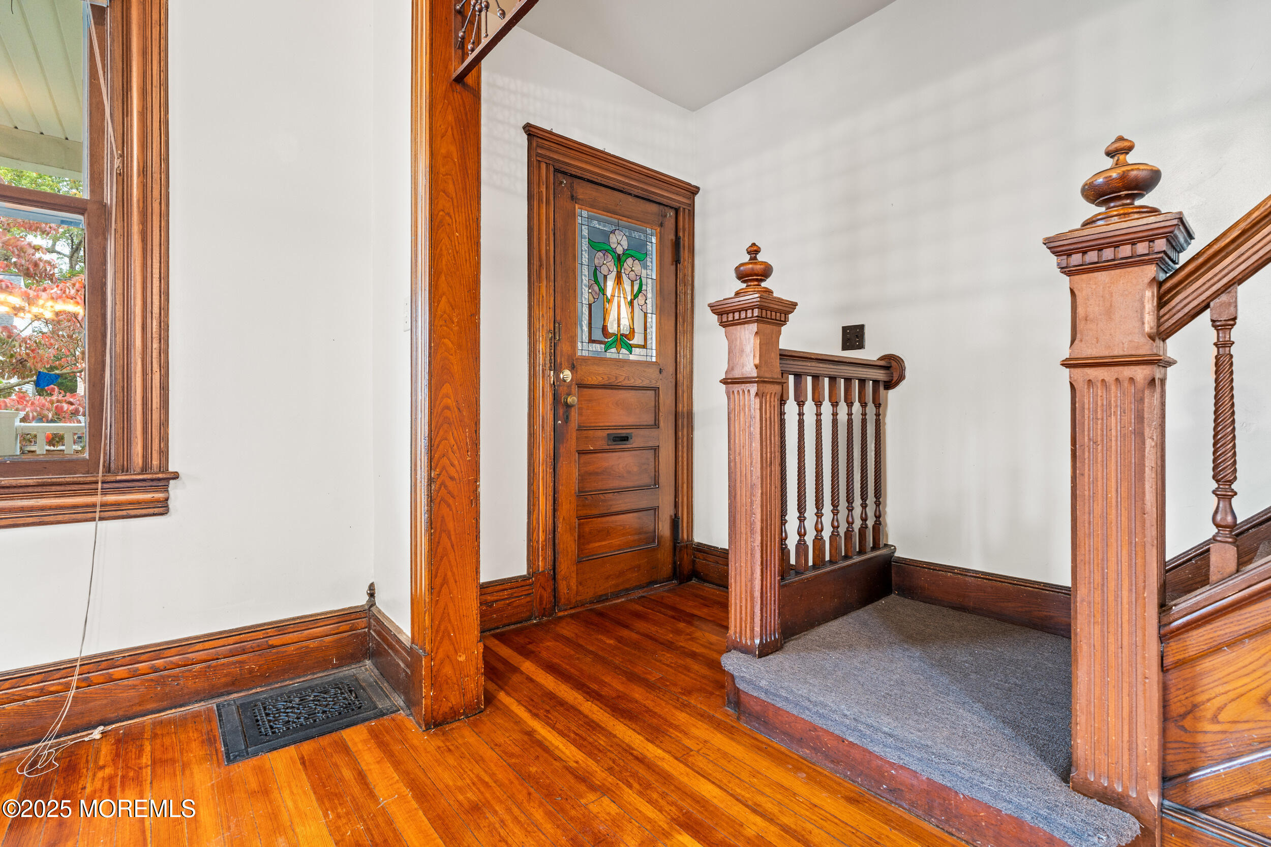 50 Peters Place Red Bank, NJ 07701 - Photo 19 of 34 Entry