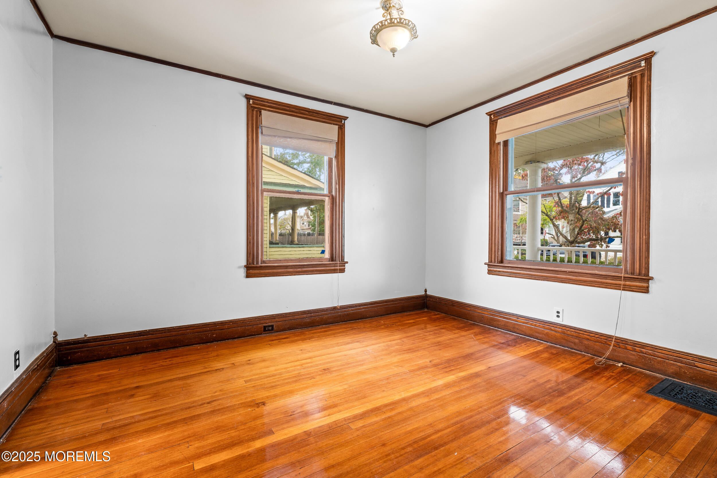 50 Peters Place Red Bank, NJ 07701 - Photo 2 of 34 Living Room