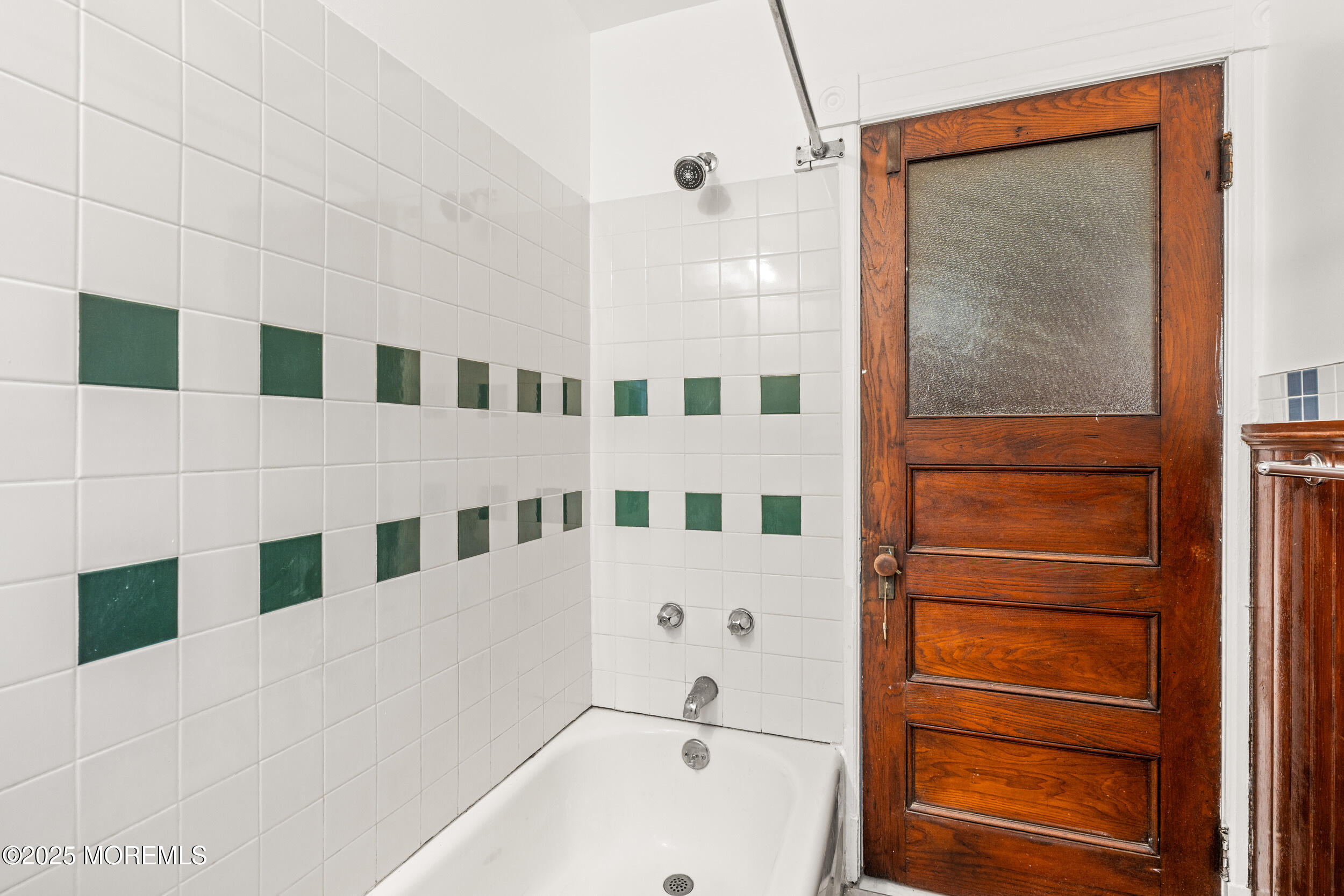 50 Peters Place Red Bank, NJ 07701 - Photo 24 of 34 36_036