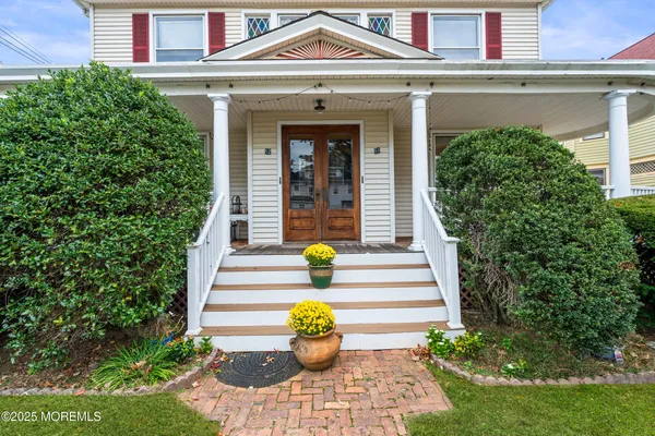 $3,300 | 50 Peters Place, Red Bank, NJ 07701