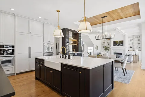 $3,850,000 | 3734 Woodland Cove Parkway, Minnetrista, MN 55331