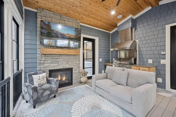 $3,850,000 | 3734 Woodland Cove Parkway, Minnetrista, MN 55331