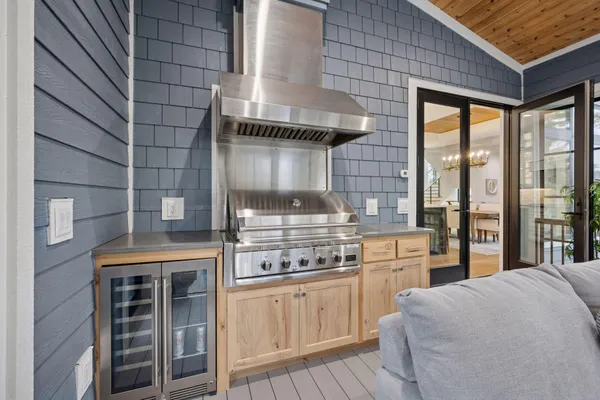 $3,850,000 | 3734 Woodland Cove Parkway, Minnetrista, MN 55331