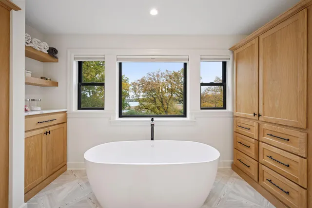 $3,850,000 | 3734 Woodland Cove Parkway, Minnetrista, MN 55331