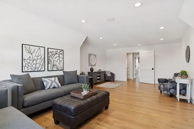 $3,850,000 | 3734 Woodland Cove Parkway, Minnetrista, MN 55331