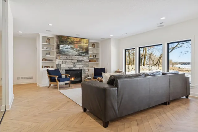 $3,850,000 | 3734 Woodland Cove Parkway, Minnetrista, MN 55331