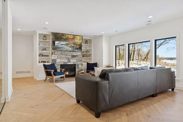 $3,850,000 | 3734 Woodland Cove Parkway, Minnetrista, MN 55331