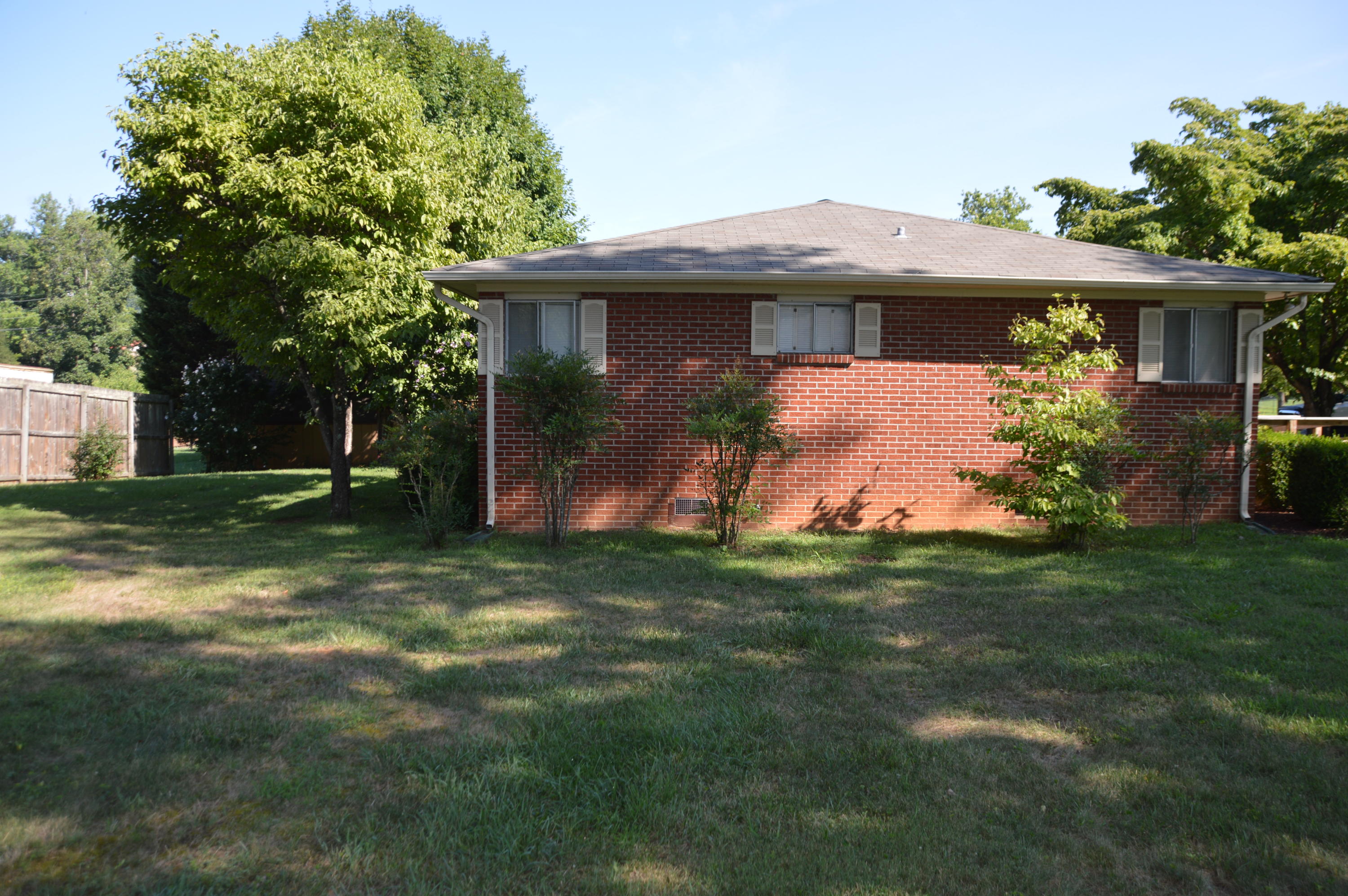 1121 King Road Seymour, TN 37865 - Photo 15 of 15 DSC_0025