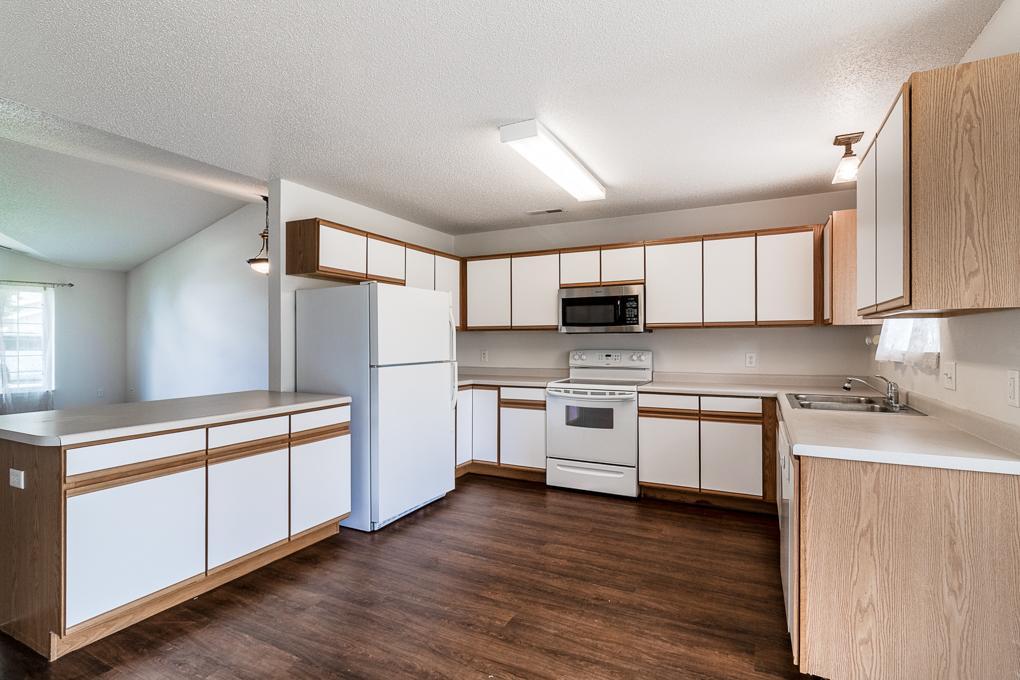 108 Gull Path Mankato, MN 56001 - Photo 11 of 28