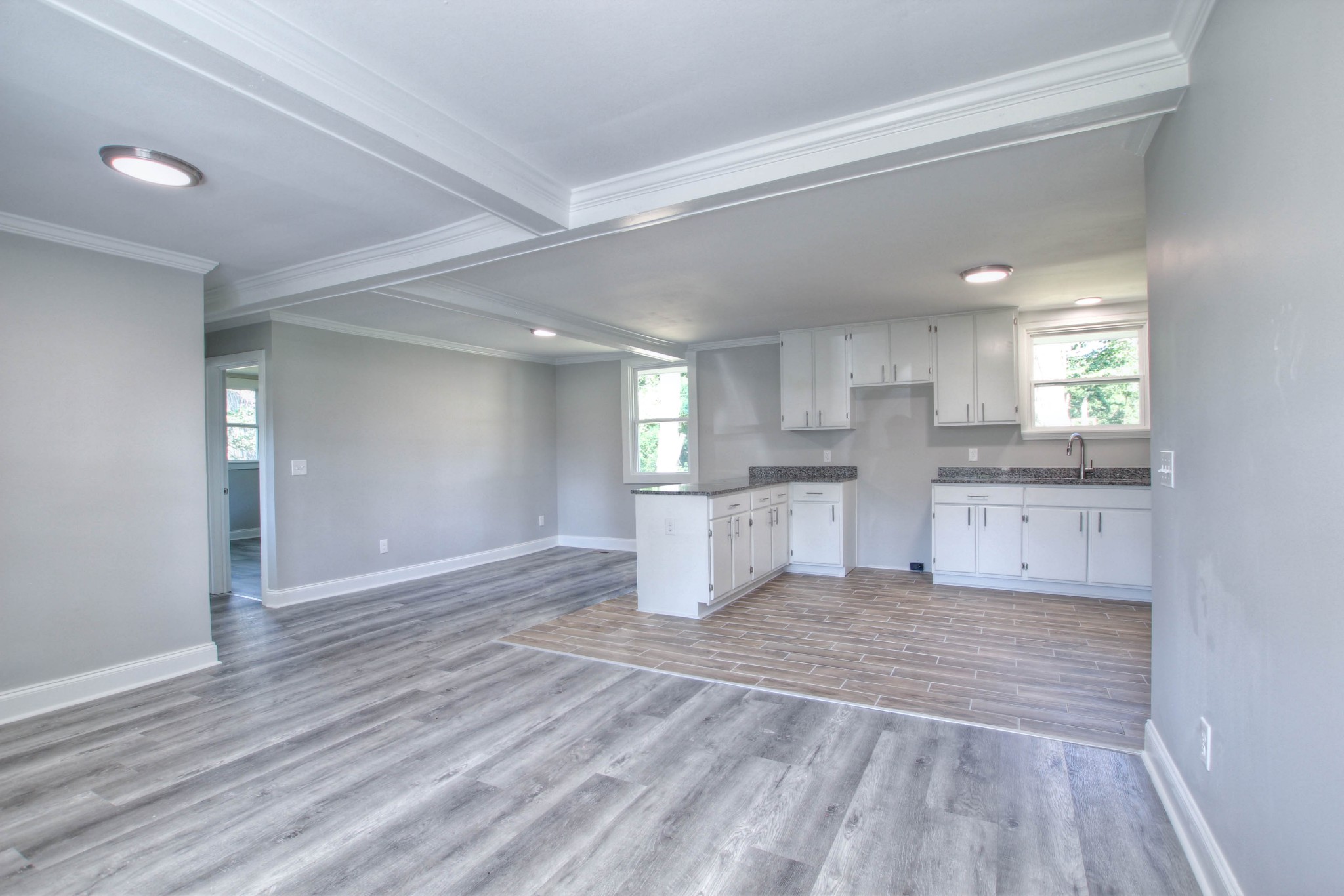 249 Rigney Drive Manchester, TN 37355 - Photo 3 of 18 Gallery Image 3